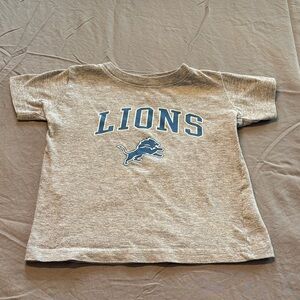 Lions Graphic Kids Tee - Gray with Blue Logo